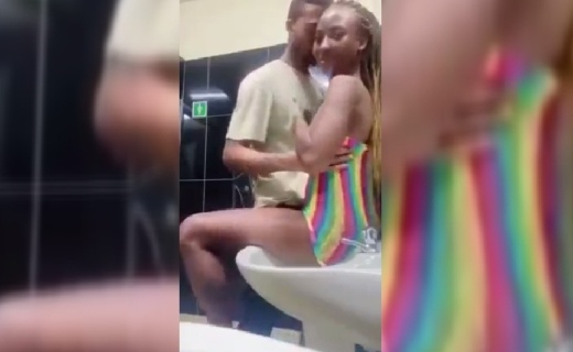 Zimbian Girl Having Fun With Stranger In Nightclub Bathroom
